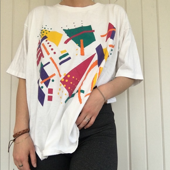 80’s style tee - Picture 2 of 2